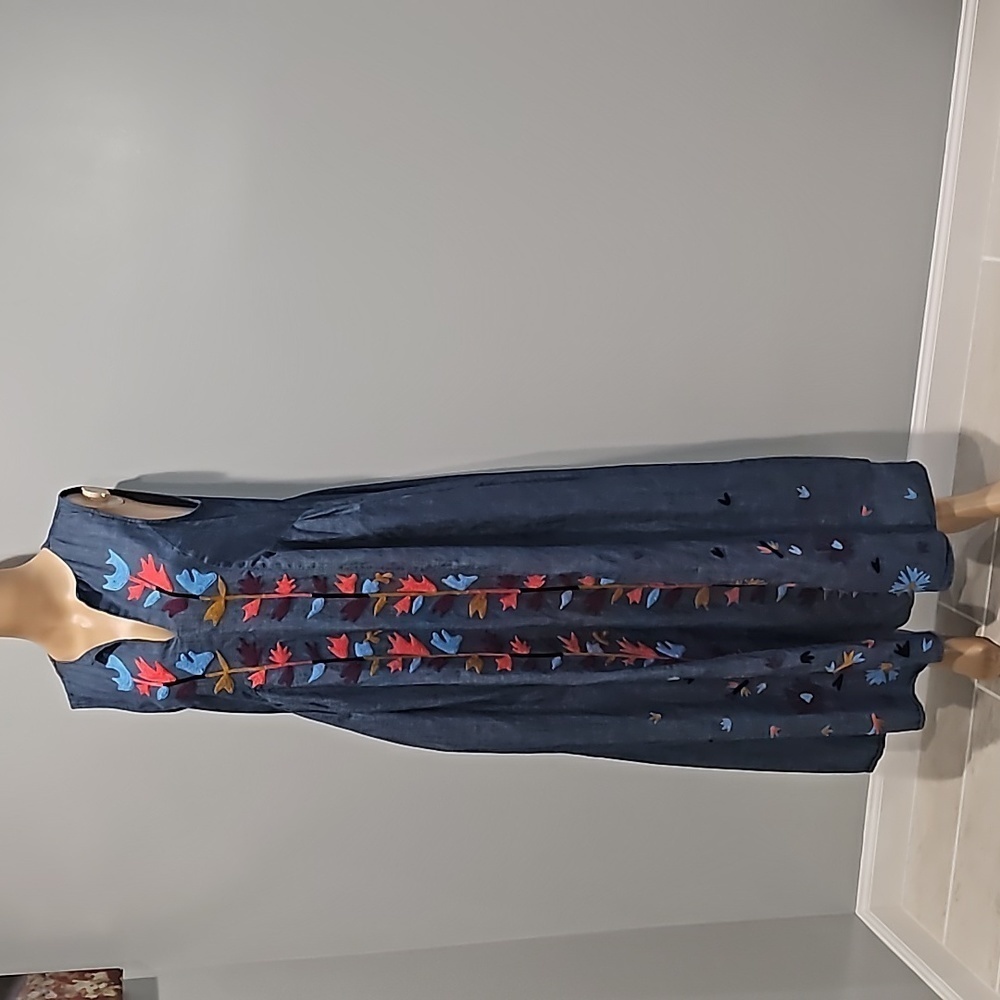 Eshakti Wayward Fancies embroidered flowy maxi dress size s-4